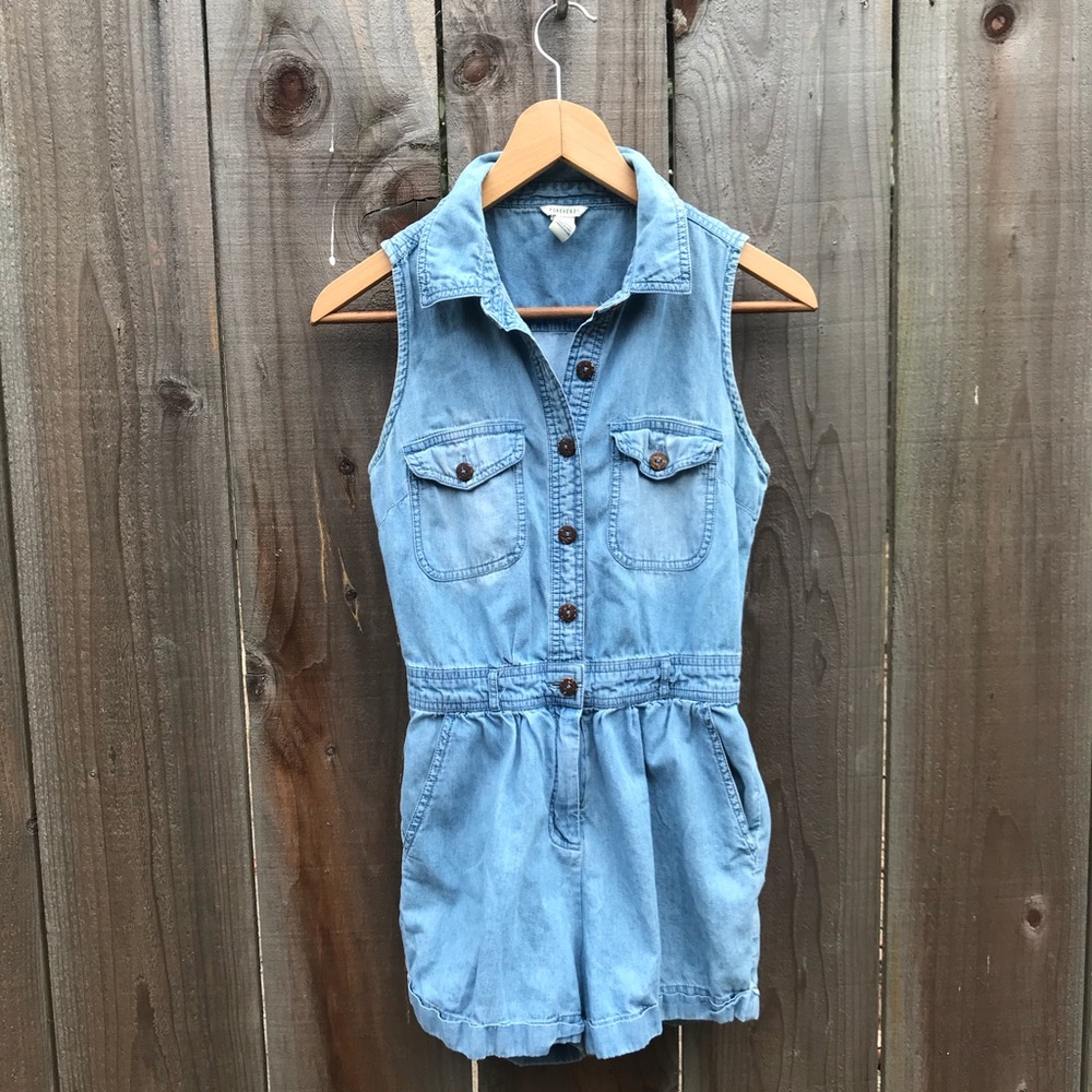Forever 21 Denim Romper Size Small